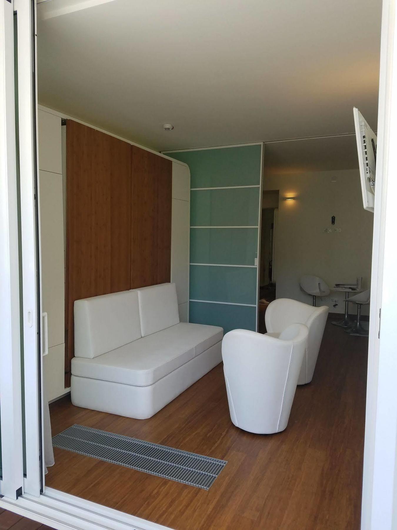 T-suite Hotel 4*