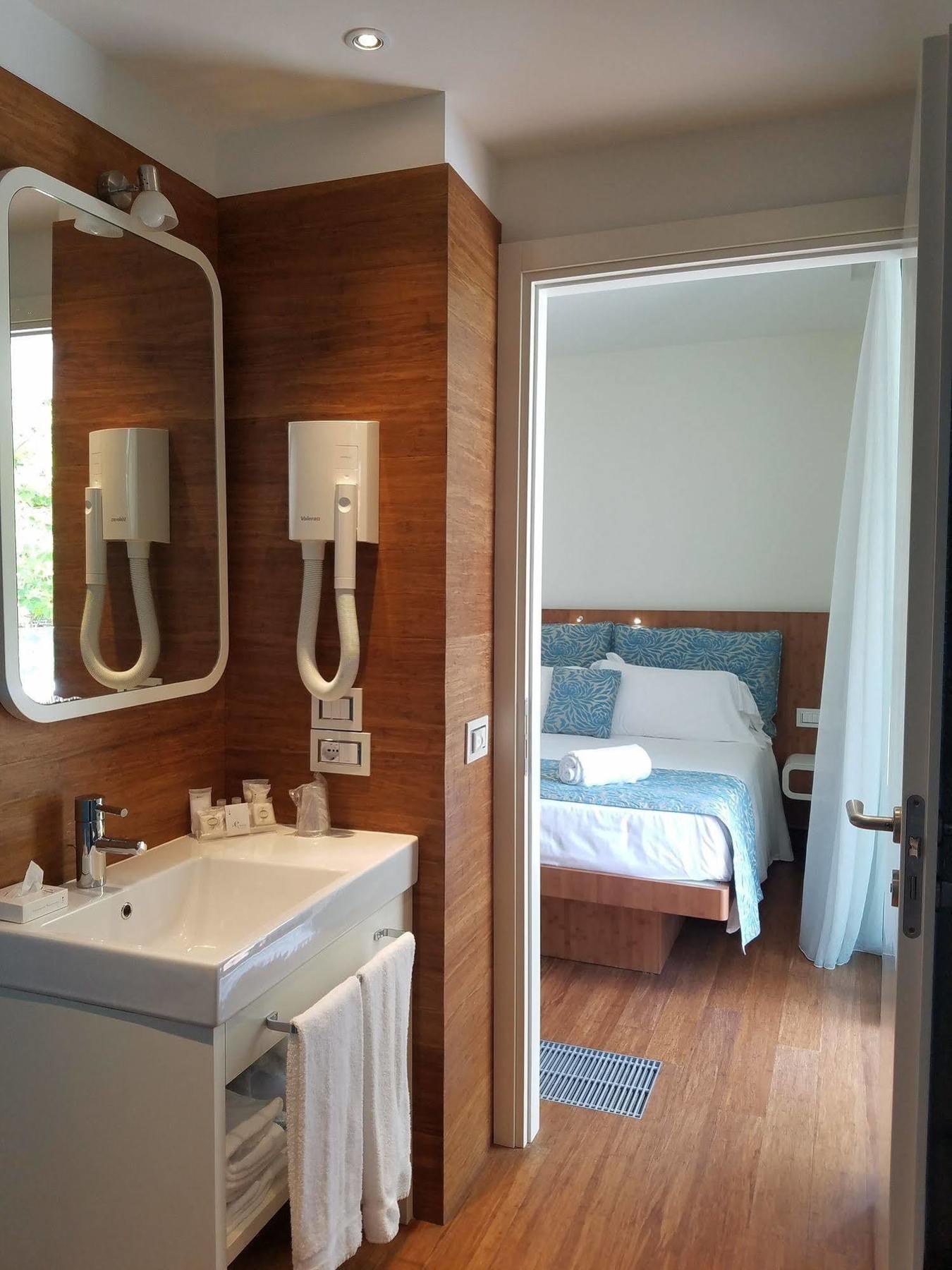 Hotel T-suite 4*